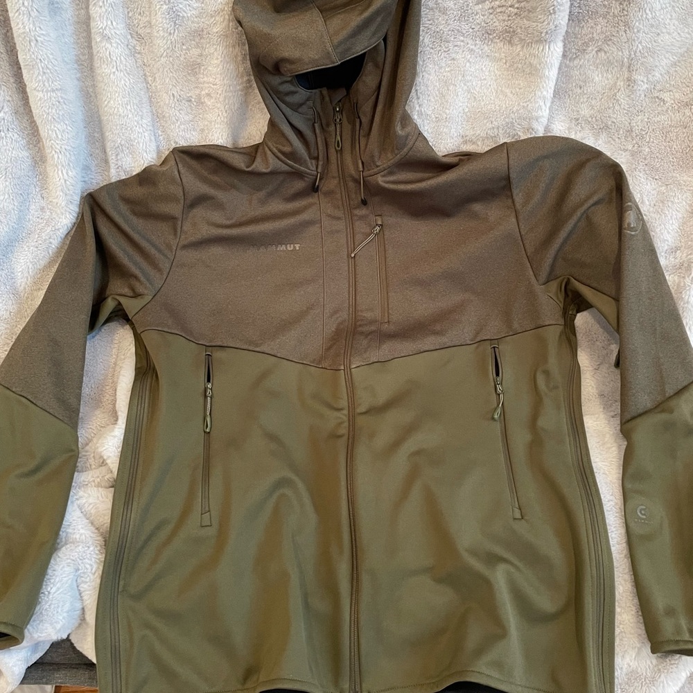 Mammut Men’s Shell Jacket
